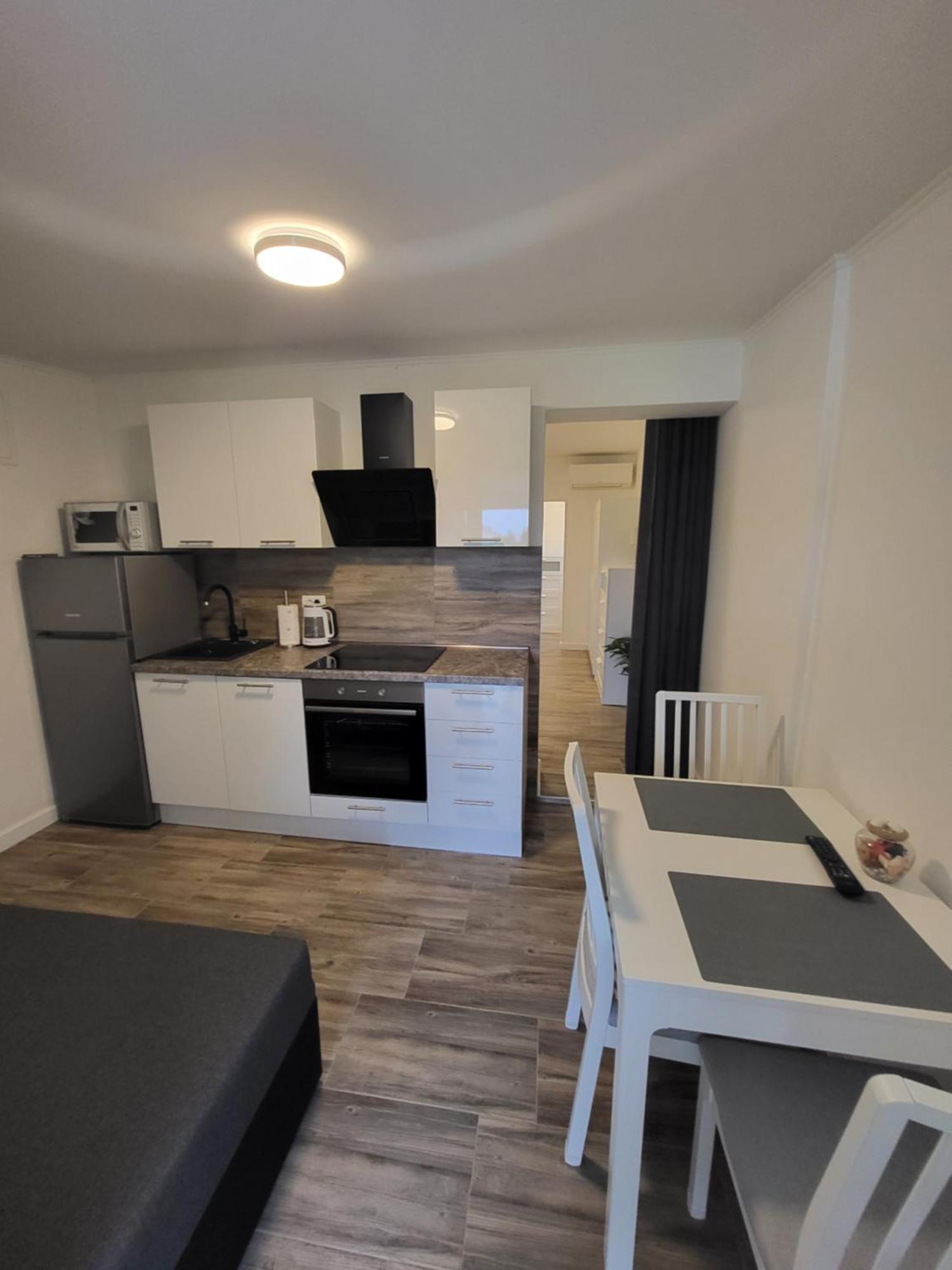 Apartmani I Sobe Mara Palit Eksteriør billede