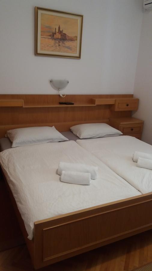 Apartmani I Sobe Mara Palit Eksteriør billede