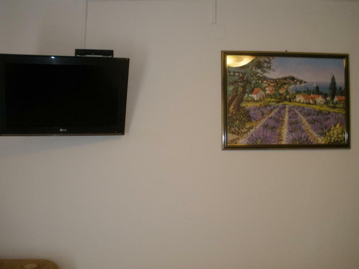 Apartmani I Sobe Mara Palit Eksteriør billede